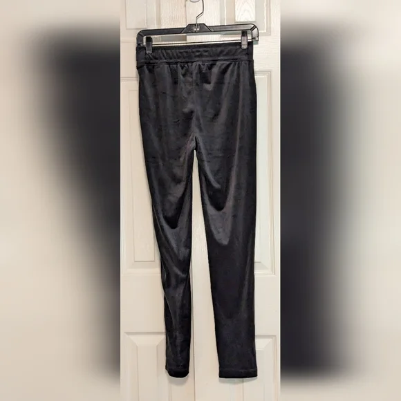 Cable & Gauge Black Jogger Velour Set - Picture 4 of 12